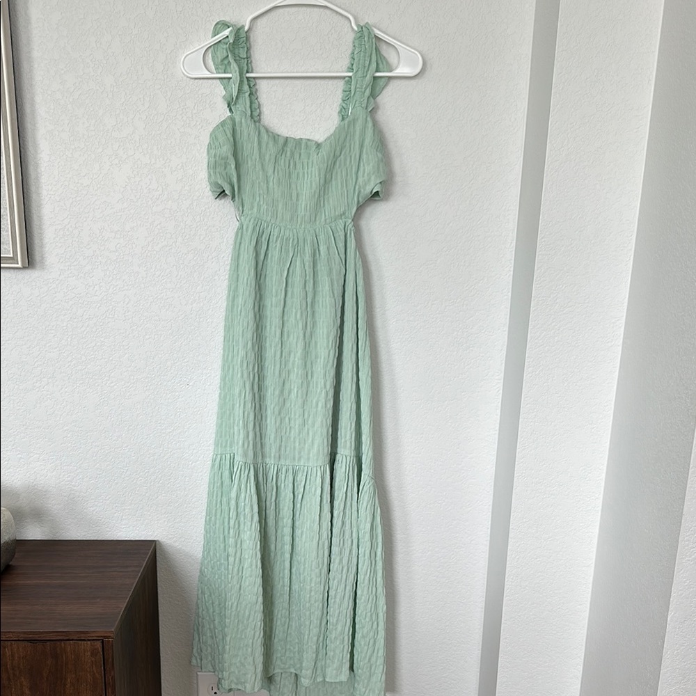LUSH Dreamiest Darling Mint Smocked Tie-Back Tiered Midi Dress Small - Picture 4 of 10